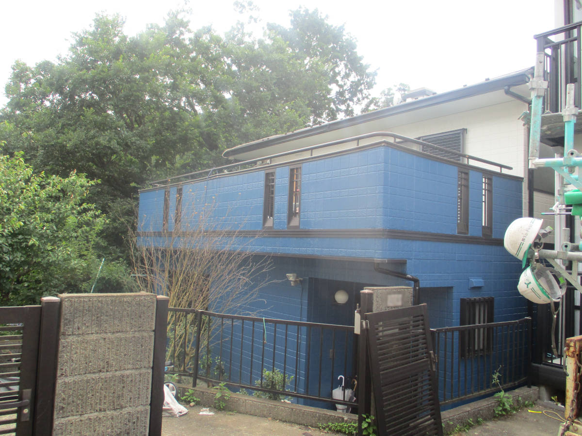 横浜市 T様邸 外壁塗装・屋根施工後1